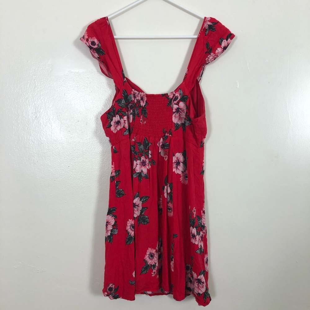 ✨Xhilaration Floral Dress w/ Front Cut Out✨ - Picture 4 of 7